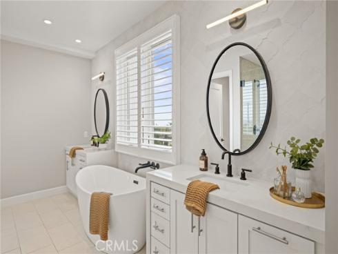 1010 S El Camino Real  101 , San Clemente, CA