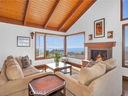 405 Avenida Salvador