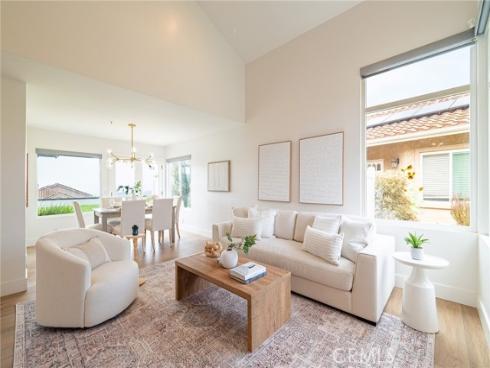 27  Burriana  , San Clemente, CA