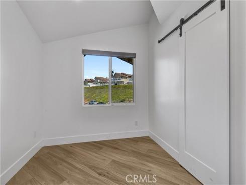 27  Burriana  , San Clemente, CA