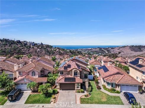 27  Burriana  , San Clemente, CA