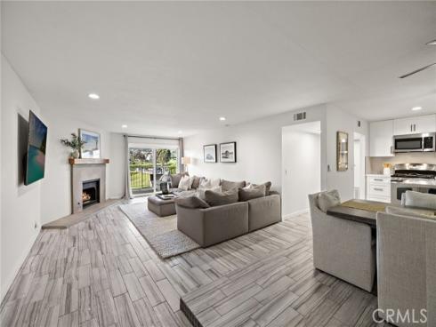 2501 S. El Camino Real 309