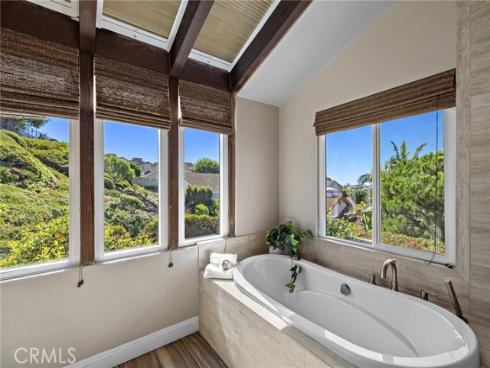 752  Calle Vallarta  , San Clemente, CA