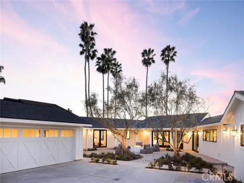 149 Avenida De La Paz