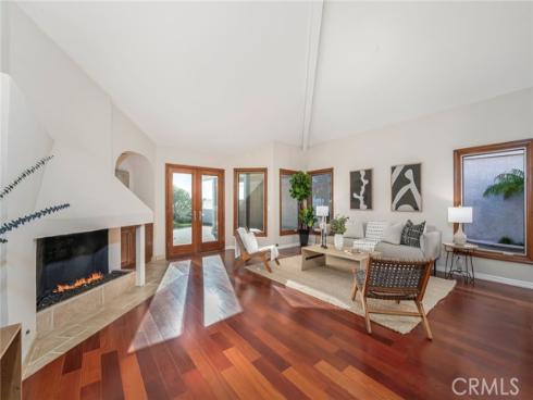527  Avenida Buenos Aires  , San Clemente, CA