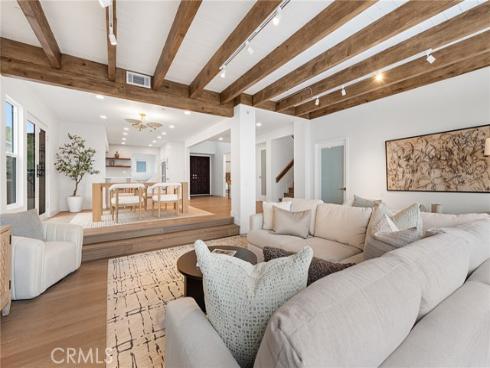 537 Avenida Buenos Aires