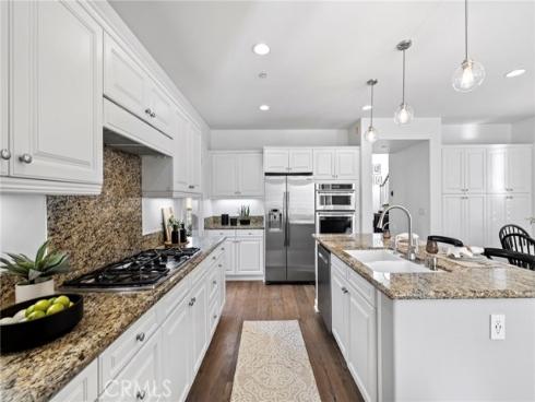 27  Via Zamora  , San Clemente, CA