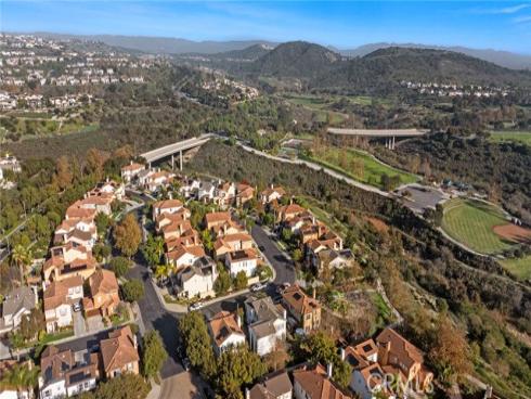 27  Via Zamora  , San Clemente, CA