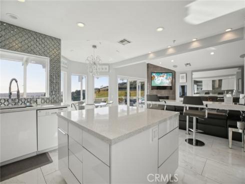 3  Via Pasa  , San Clemente, CA