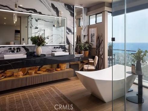 606 E Avenida San Juan  , San Clemente, CA