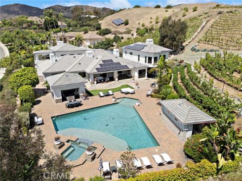 3202 Portico Del Norte