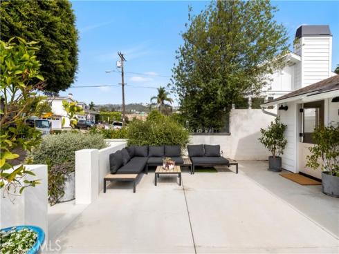 147 W Avenida Cornelio  , San Clemente, CA