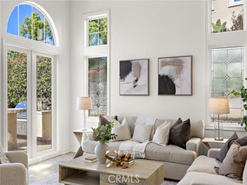 20  Via Paquete  , San Clemente, CA