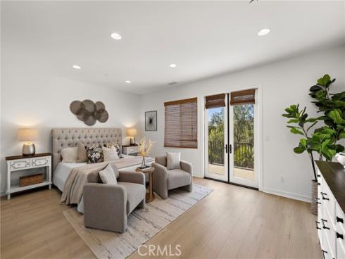 20  Via Paquete  , San Clemente, CA