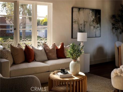 212 W Avenida Valencia , San Clemente, CA