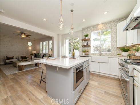 19  Via Cuenta Nueva  , San Clemente, CA