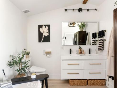 126  Avenida Trieste  , San Clemente, CA