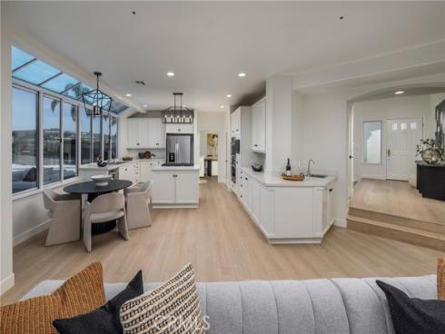 2000  Corte Cardelina  , San Clemente, CA