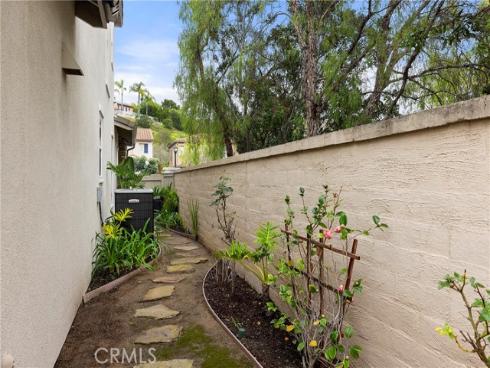 18  Via Canero  , San Clemente, CA