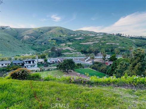 1  Mira Las Olas  , San Clemente, CA