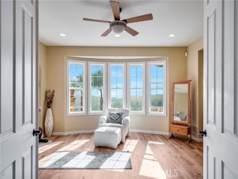 18  Calle Anacapa  , San Clemente, CA