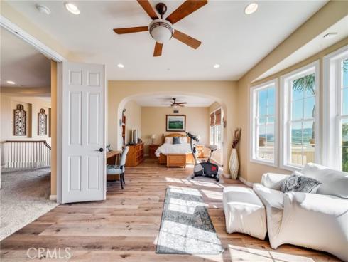 18  Calle Anacapa  , San Clemente, CA