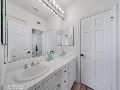 18  Calle Anacapa  , San Clemente, CA