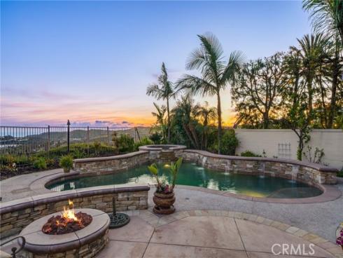 18  Calle Anacapa  , San Clemente, CA
