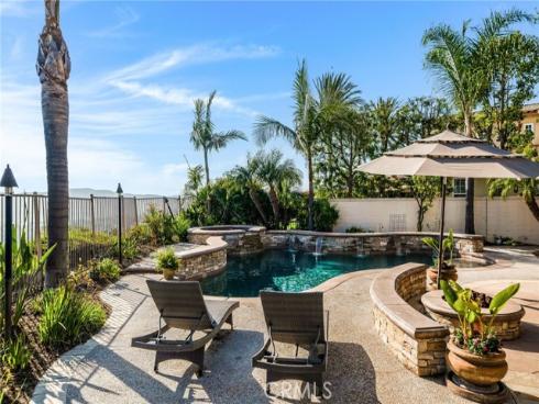 18  Calle Anacapa  , San Clemente, CA