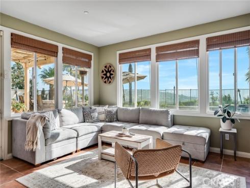 18  Calle Anacapa  , San Clemente, CA