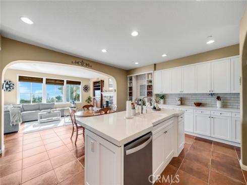 18  Calle Anacapa  , San Clemente, CA