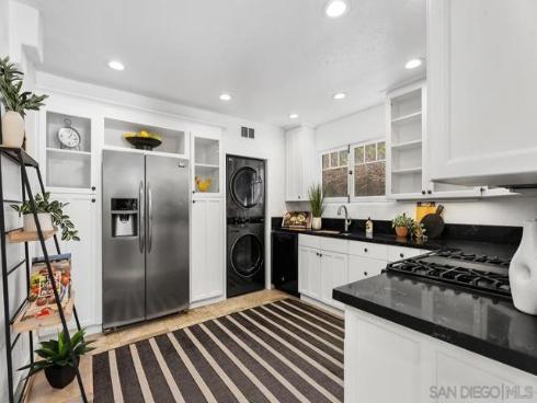 116 E El Portal  , San Clemente, CA