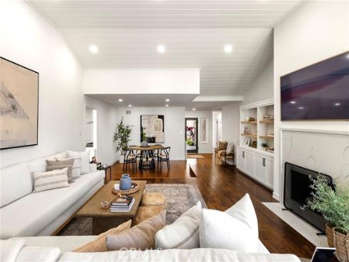 125 E Avenida Junipero  , San Clemente, CA