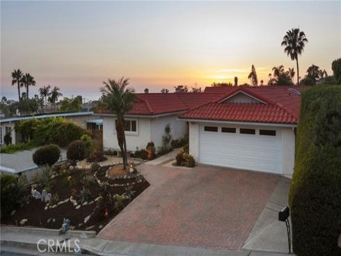 125 E Avenida Junipero  , San Clemente, CA