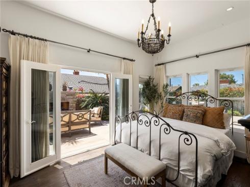 130 W Avenida San Antonio  , San Clemente, CA
