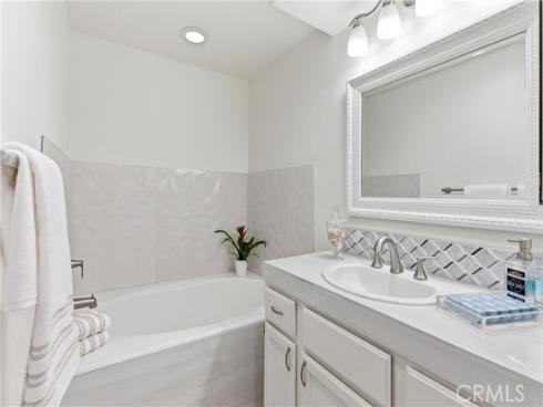 206 Avenida Montalvo 8 , San Clemente, CA
