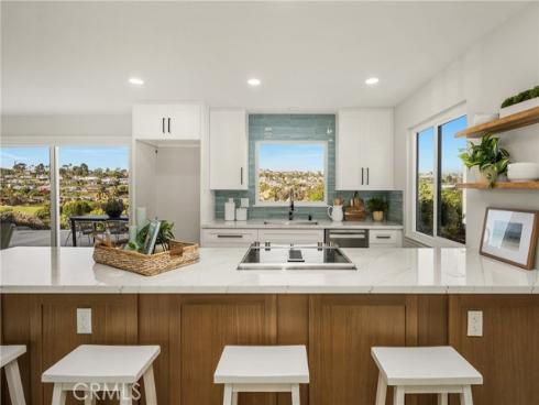 115 Monte Vista 8 , San Clemente, CA