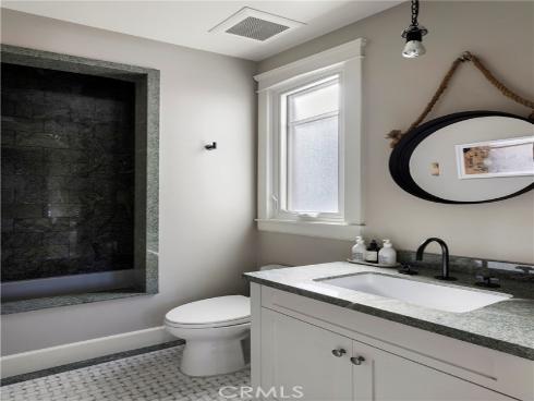 1880 N El Camino Real 17 , San Clemente, CA