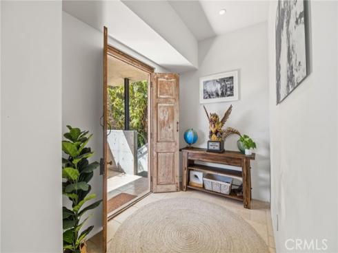 112 E Avenida Cornelio , San Clemente, CA