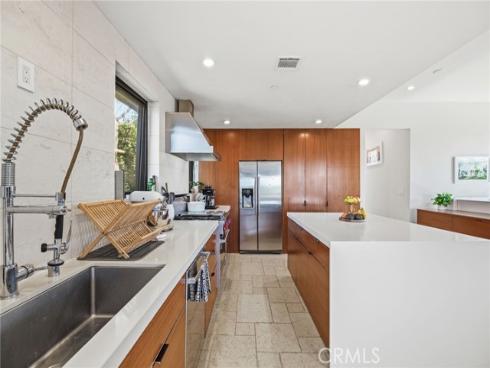 112 E Avenida Cornelio , San Clemente, CA