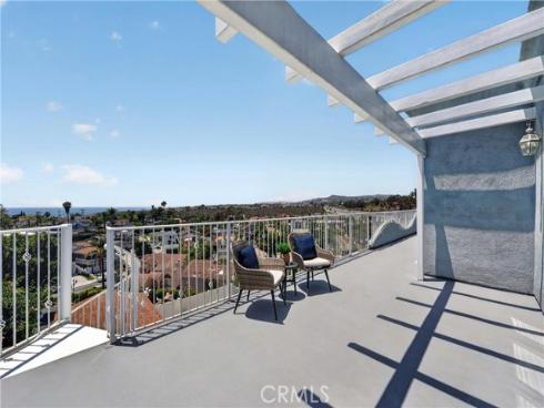 111 Revuelta Court, San Clemente, CA