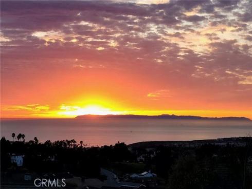 327 Calle Felicidad , San Clemente, CA