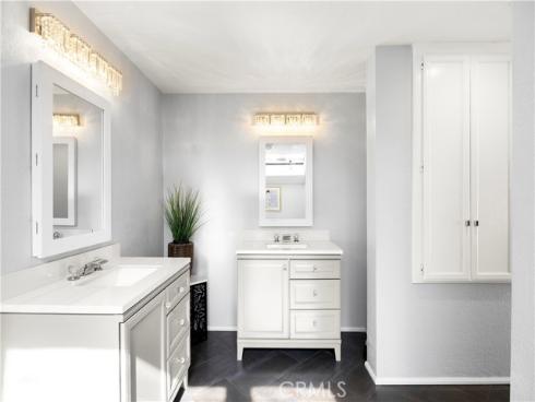 152  Avenida Mesita  18 , San Clemente, CA