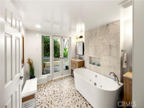 152  Avenida Mesita  18 , San Clemente, CA