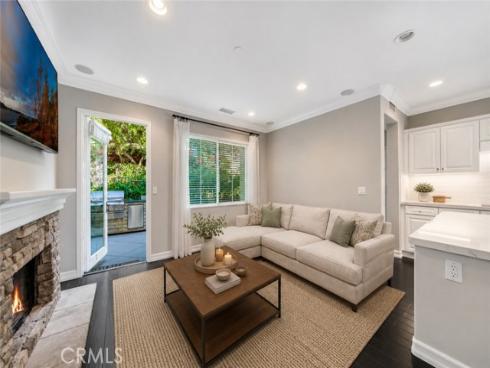 1  Via Santander  , San Clemente, CA