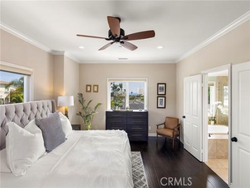 150 W Avenida San Antonio , San Clemente, CA