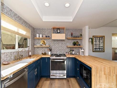 241 W El Portal  A , San Clemente, CA