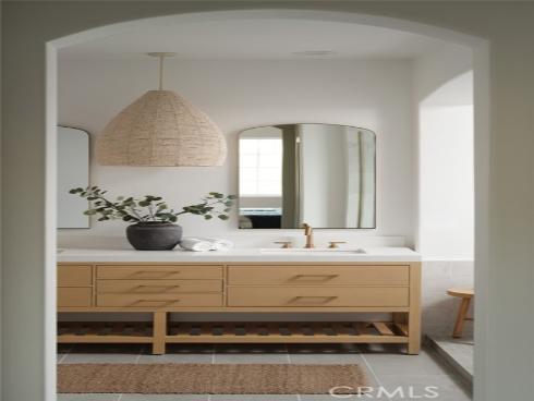 20  Via Paquete  , San Clemente, CA