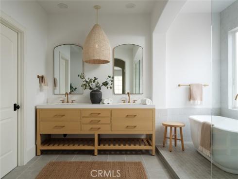 20  Via Paquete  , San Clemente, CA