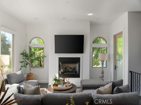 205 W Avenida Valencia , San Clemente, CA
